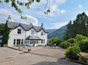 Loch Leven Hotel & Distillery